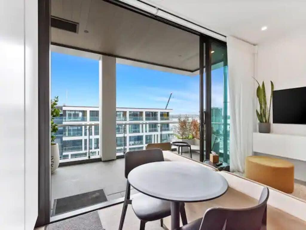 Sleek Modern Studio With Balcony 오클랜드 외부 사진