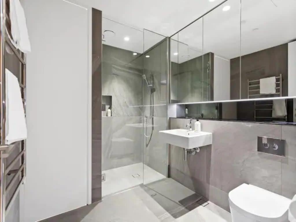 Sleek Modern Studio With Balcony 오클랜드 외부 사진